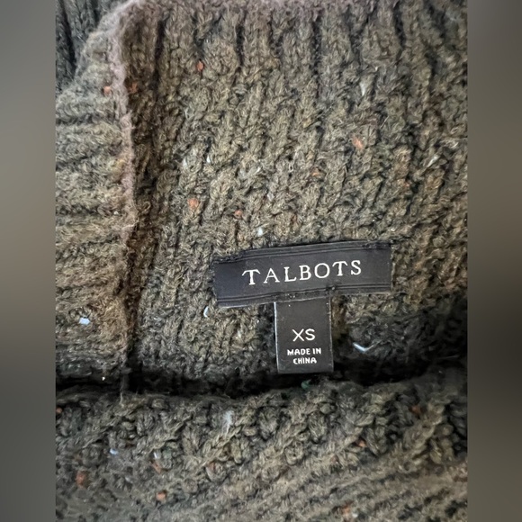 Sweater - Picture 1 of 7